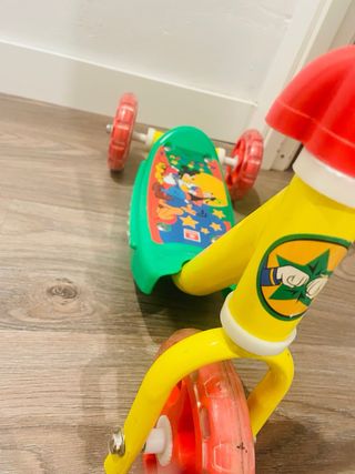 Patinete infantil Mickey Mouse