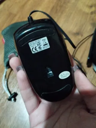 Mouse e Cuffie Nesquik