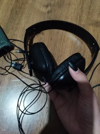 Mouse e Cuffie Nesquik