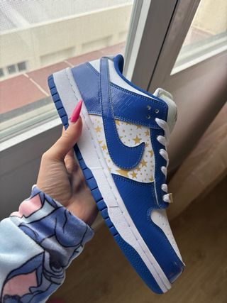 Nike Supreme Dunk Estrellas Azul Blanco