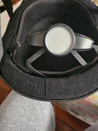 Casco de equitación negro