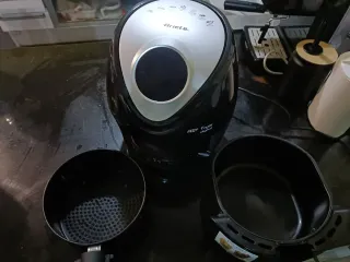 Freidora de aire Ariete 200°C