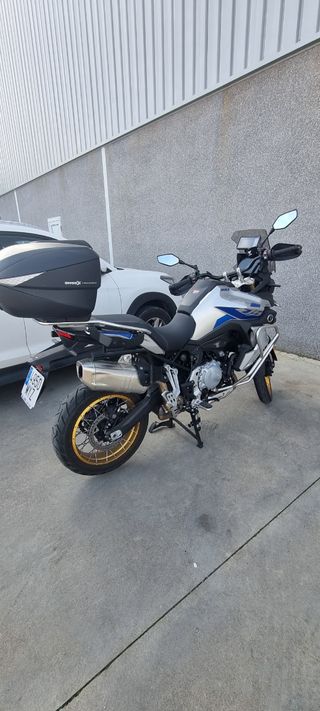 Motocicleta Voge 900DSX Trail 900cc