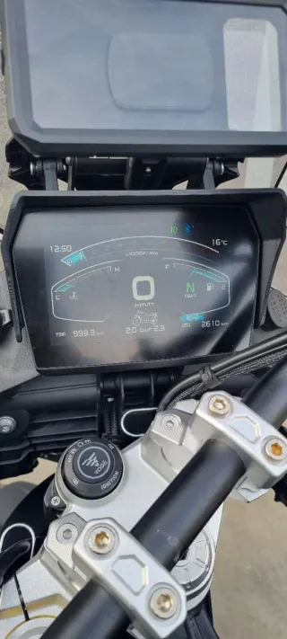 Motocicleta Voge 900DSX Trail 900cc