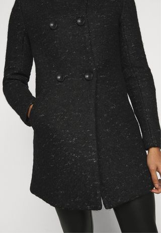 Abrigo Only Negro Talla S