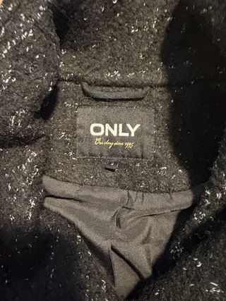 Abrigo Only Negro Talla S