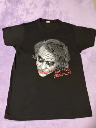 Camiseta talla S, medidas en descripción