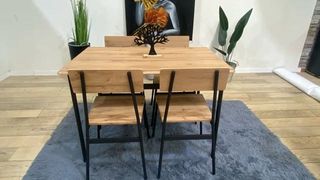 Mesa Comedor Madera y 4 Sillas