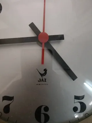 Reloj de pared JAZ eléctrico