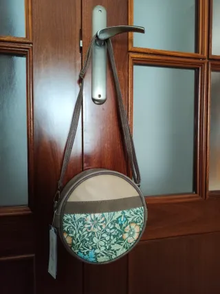 Bolso bandolera redondo niña