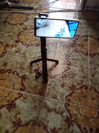 Bacchetta selfie Bluetooth con telecomando