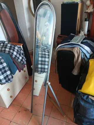 Espejo sastre plateado y negro