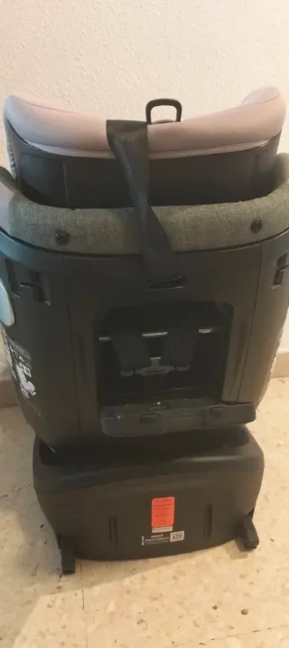 Silla coche bebé bajo precio me urge quitarla