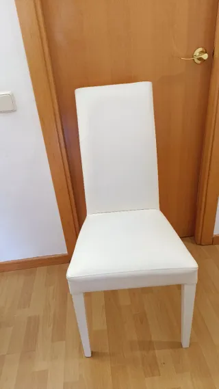 Mesa comedor blanca con 6 sillas