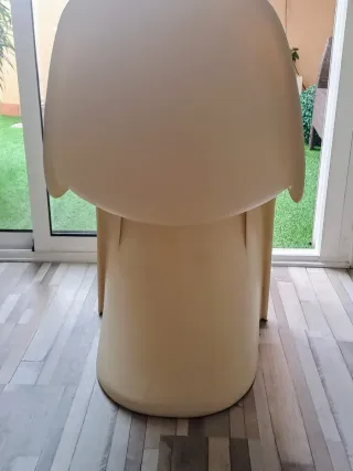 Silla diseño moderno beige