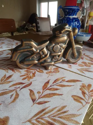 2 Motos de Porcelana Decorativas