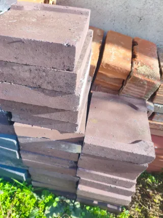 54 Ladrillos negros reflectarios