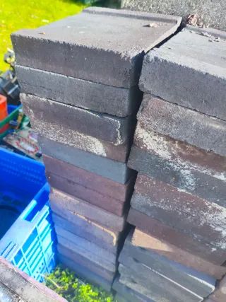 54 Ladrillos negros reflectarios