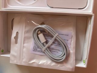 iPhone 13 Negro con Caja Original