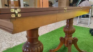 Mesa de comedor extensible de madera