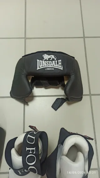 Protecciones Kick Boxing y Casco
