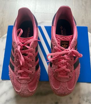 Adidas Gazelle rosas y moradas