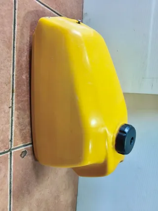 Depósito Suzuki PE 175/250