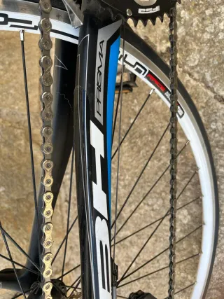 Bicicleta Carretera Carbono Shimano 105