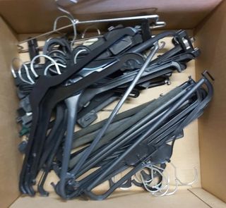 Lote 12 perchas varios modelos