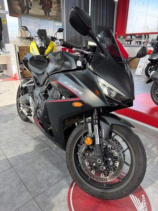 HONDA CBR650R