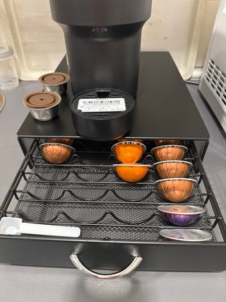 Cafetera Nespresso Vertuo + Cápsulas Reutilizables