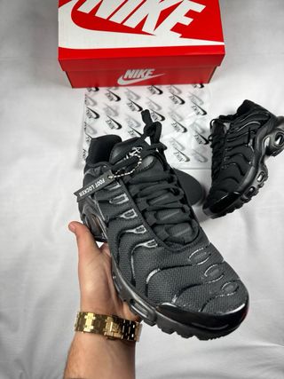 Nike TN Air Max Plus Negro