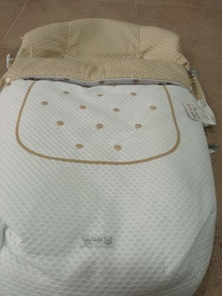 Saco para silla de paseo con lunares