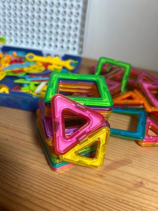 Set Construcción Figuras Geométricas Magnéticas