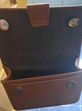 Bolso cuero marrón 20x15