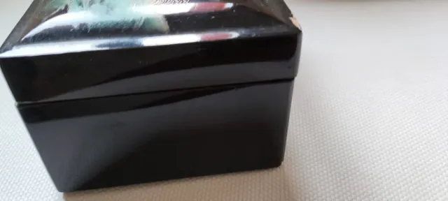 Antica scatolina filippina del XIX secolo