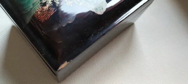 Antica scatolina filippina del XIX secolo