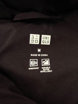 Abrigo Uniqlo Negro Talla M