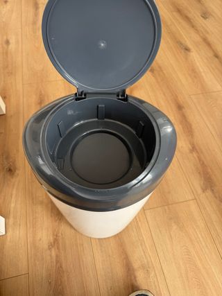 Papelera pañales Tommee Tippee