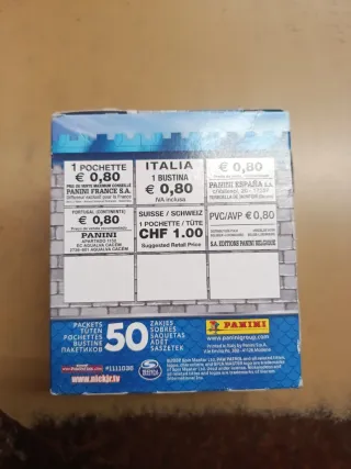 Caja de cromos Patrulla Canina Rescue Knights.