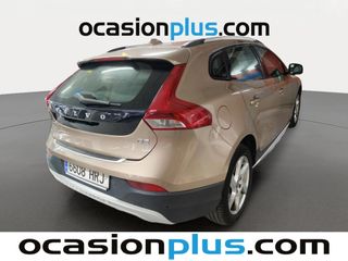Volvo V40 Cross Country D2 Momentum 85 kW (115 CV)