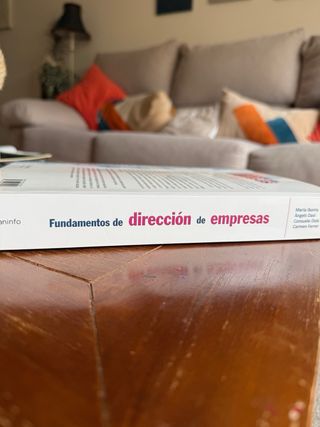 Fundamentos de dirección de empresas. Conceptos...