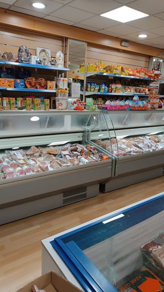 TRASPASO TIENDA DE ALIMENTACIÓN POR JUBILACIÓN
