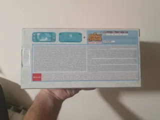 Nintendo Switch Lite Animal Crossing + 12m Online