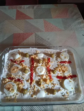 Ensaladilla rusa por encargo.Reparto a domicilio.