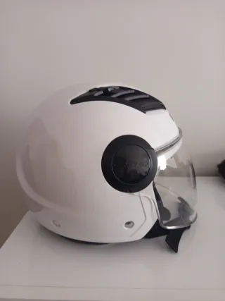 Casco de moto blanco talla xs seminuevo