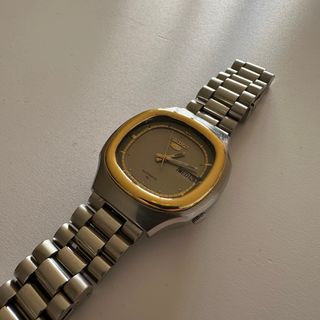 Seiko 5 “Nautilus” oro 18k