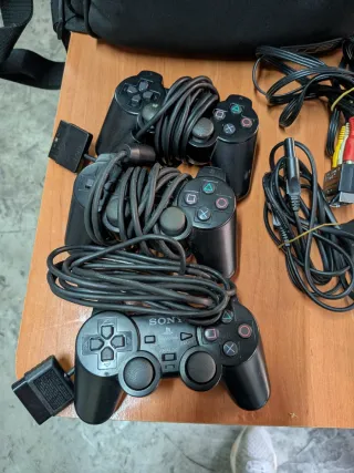 PlayStation 2 Transparente + Accesorios