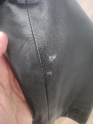 Cazadora de piel Mango color negro