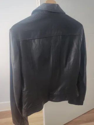 Cazadora de piel Mango color negro